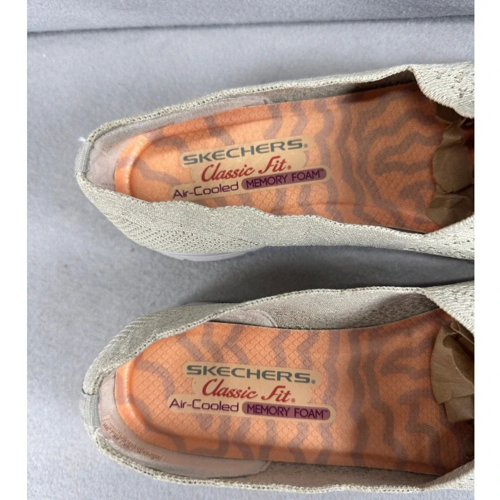 Skechers Seager Stat Classic Fit Women 9 Taupe Knit Memory Foam Slip On Loafers